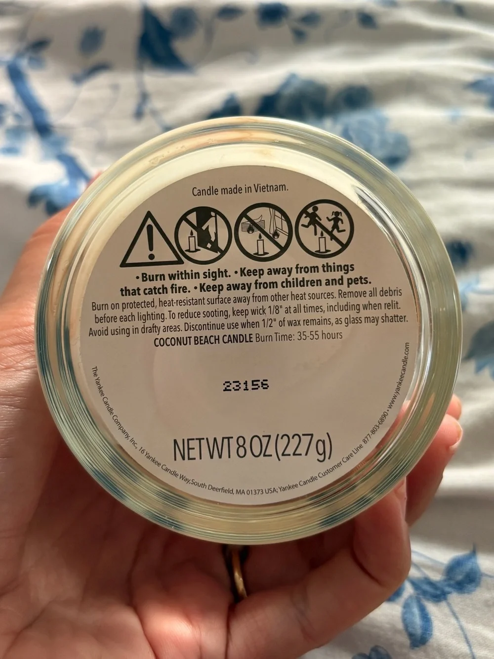 NWOB Yankee Candle hearts candle in Coconut Beach scent